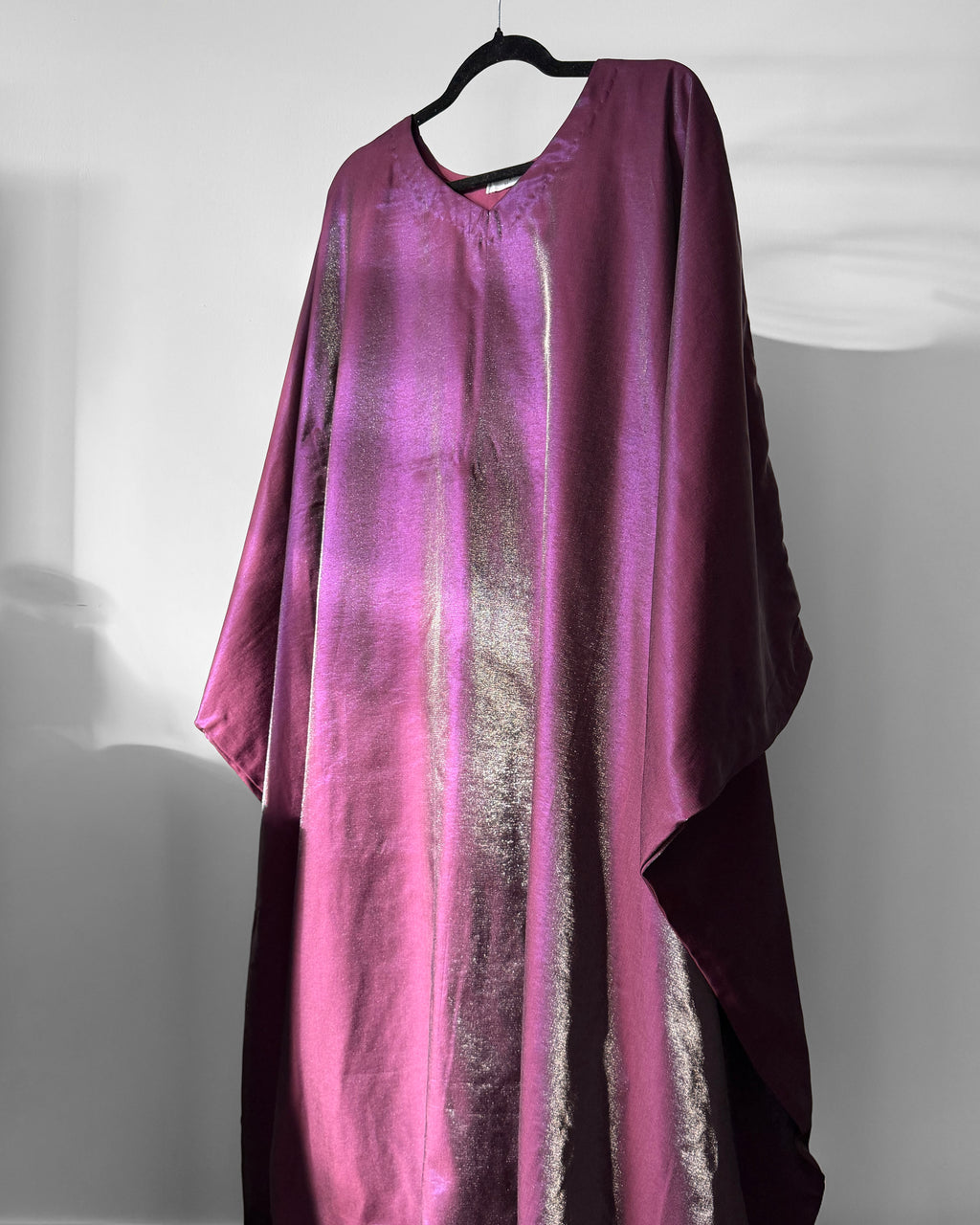 mehr - maroon